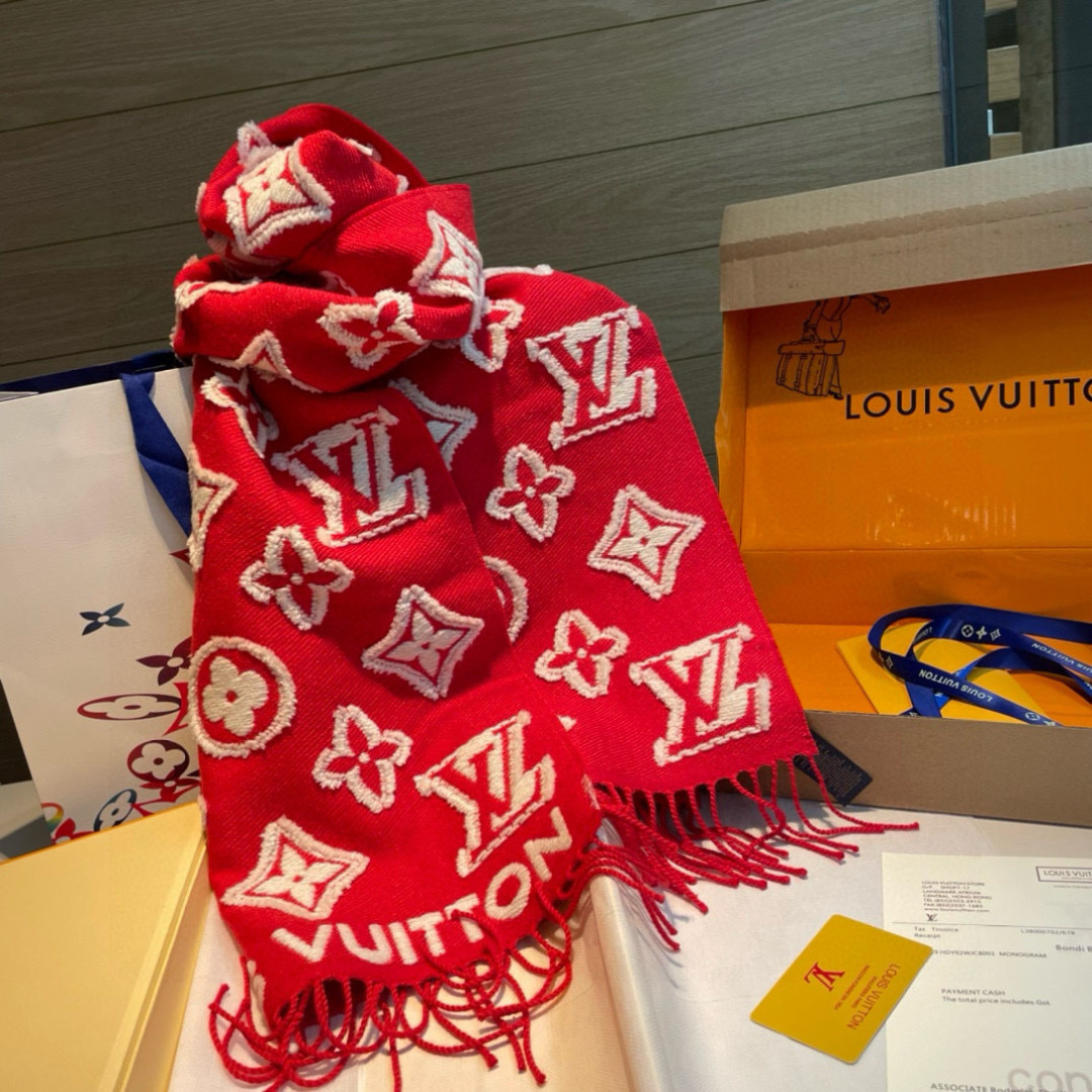 3D浮雕工艺 新 最新专柜同步上新 立体浮雕logo 超级拉风 厚实蓬松 原版原标 上身效果很好看 不分