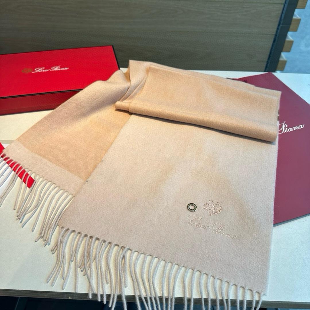 🆕Loro Piana · 诺悠翩雅【贸易公司尾单，极品山羊绒围巾披肩】送人自留都太高大上了😍重磅上新，