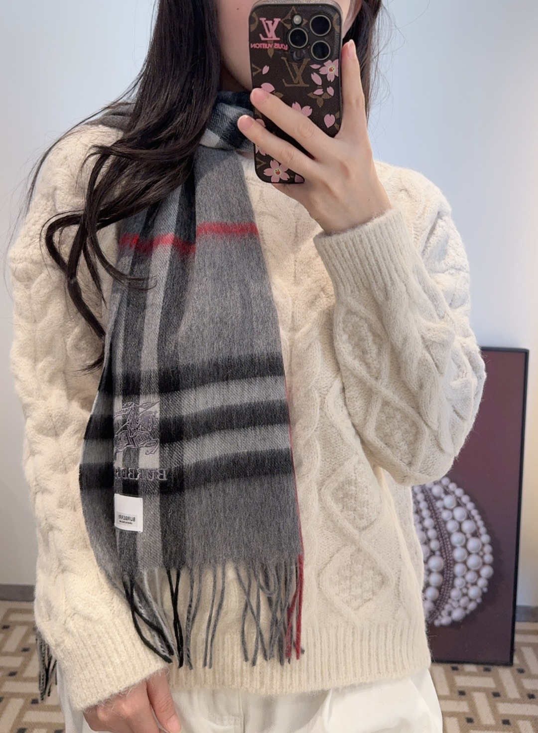 B家。【男女围巾】怒赞自留，难得的高端男款！家属福利！巴宝莉非常正的男士围巾~面料大爱，非常柔软细腻舒服