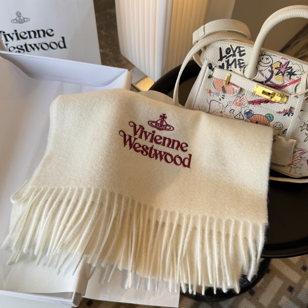 🐂独一无二的绝对牛货♥️美化心了好吗！我爱S的vivienne westwood维维安·西太后出口原单围