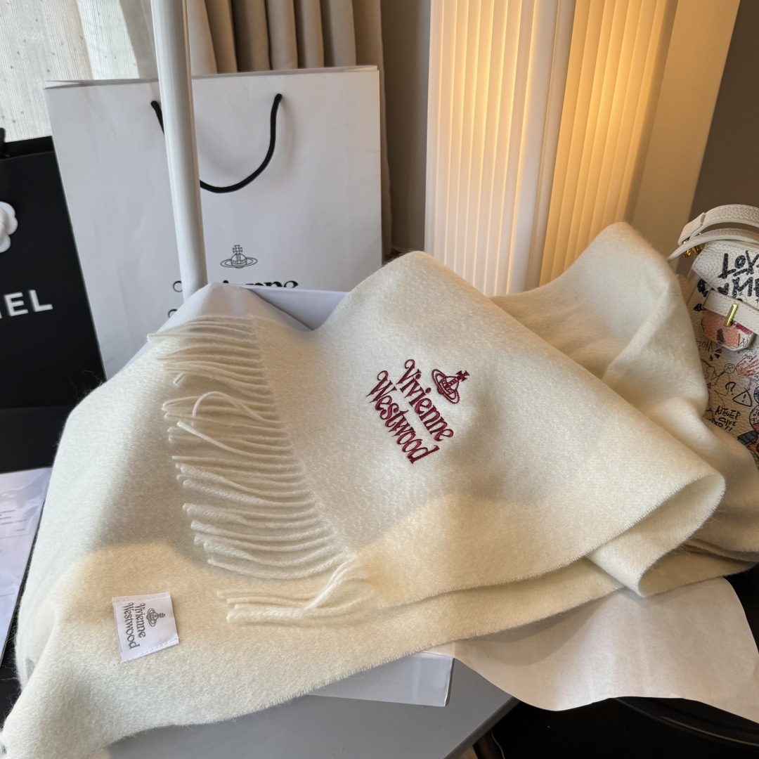 🐂独一无二的绝对牛货♥️美化心了好吗！我爱S的vivienne westwood维维安·西太后出口原单围