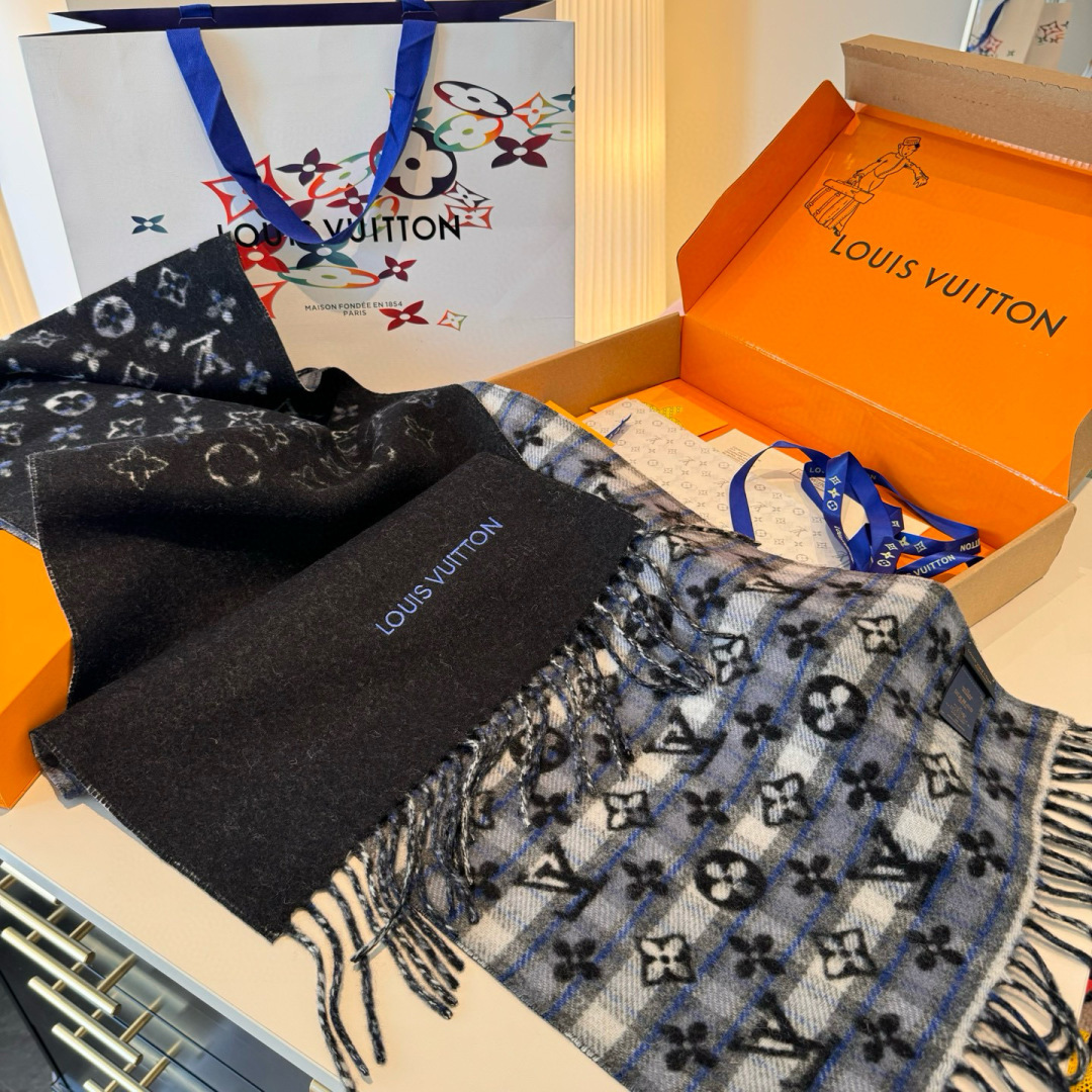 🆕LOUIS VUITTON · 路易威登❗️驴家的男款围巾就且买且珍惜吧 - 男款真的很少，一年也就出