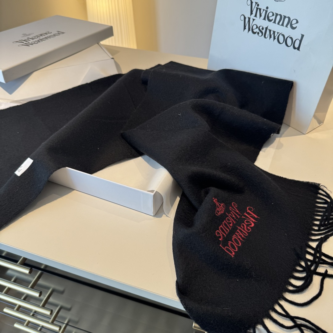 🐂独一无二的绝对牛货♥️美化心了好吗！我爱S的vivienne westwood维维安·西太后出口原单围