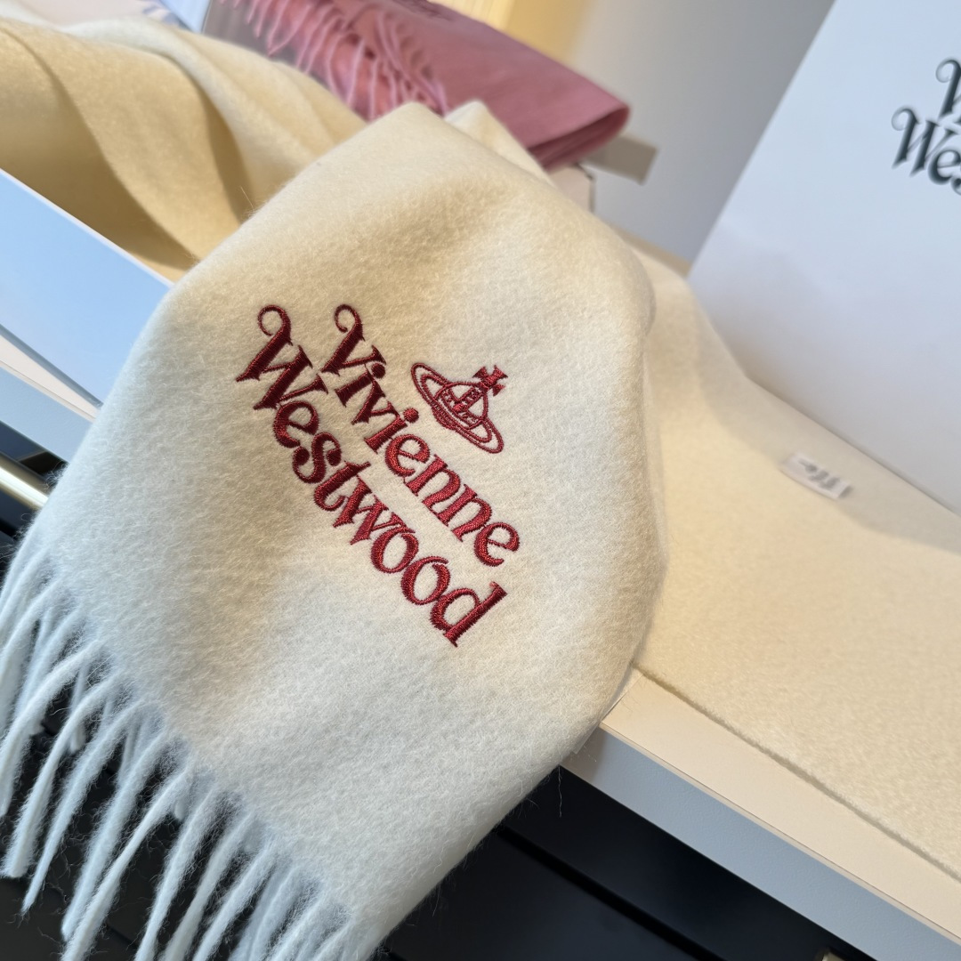 🐂独一无二的绝对牛货♥️美化心了好吗！我爱S的vivienne westwood维维安·西太后出口原单围