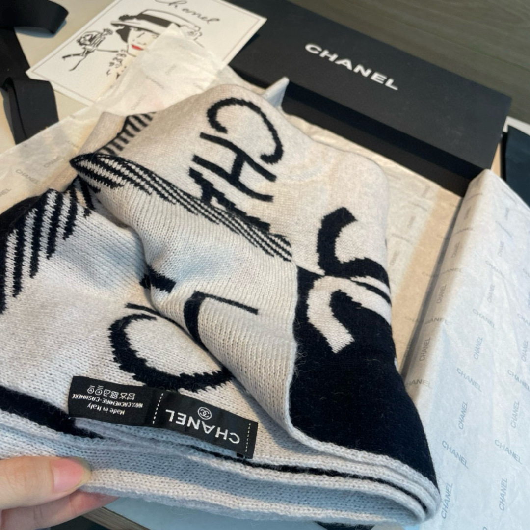 👑👑Chanel24秋冬新款24b针织围巾羊绒针织长巾‼️美翻了[流泪]御用殿堂级极品‼️新款在售 进口