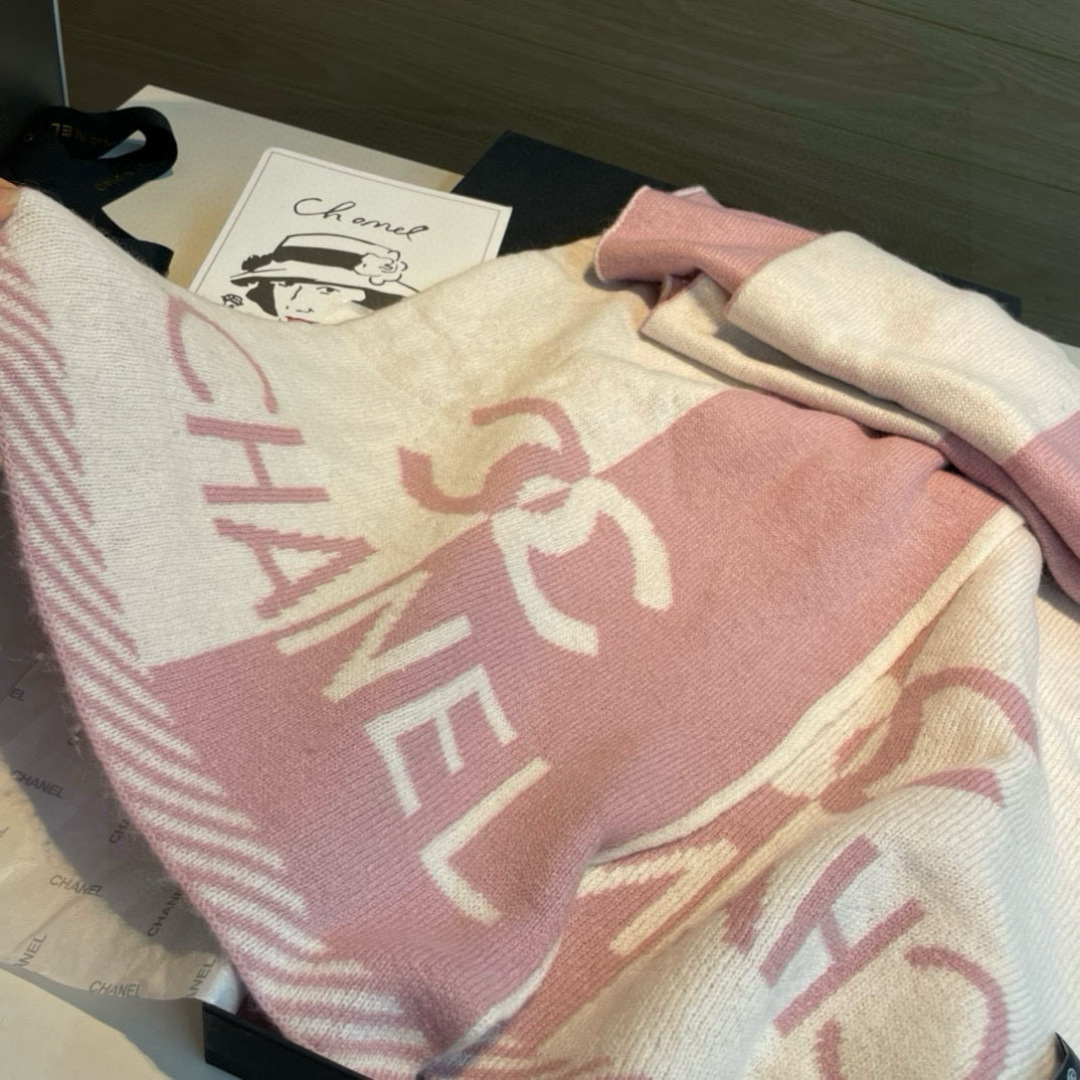 👑👑Chanel24秋冬新款24b针织围巾羊绒针织长巾‼️美翻了[流泪]御用殿堂级极品‼️新款在售 进口