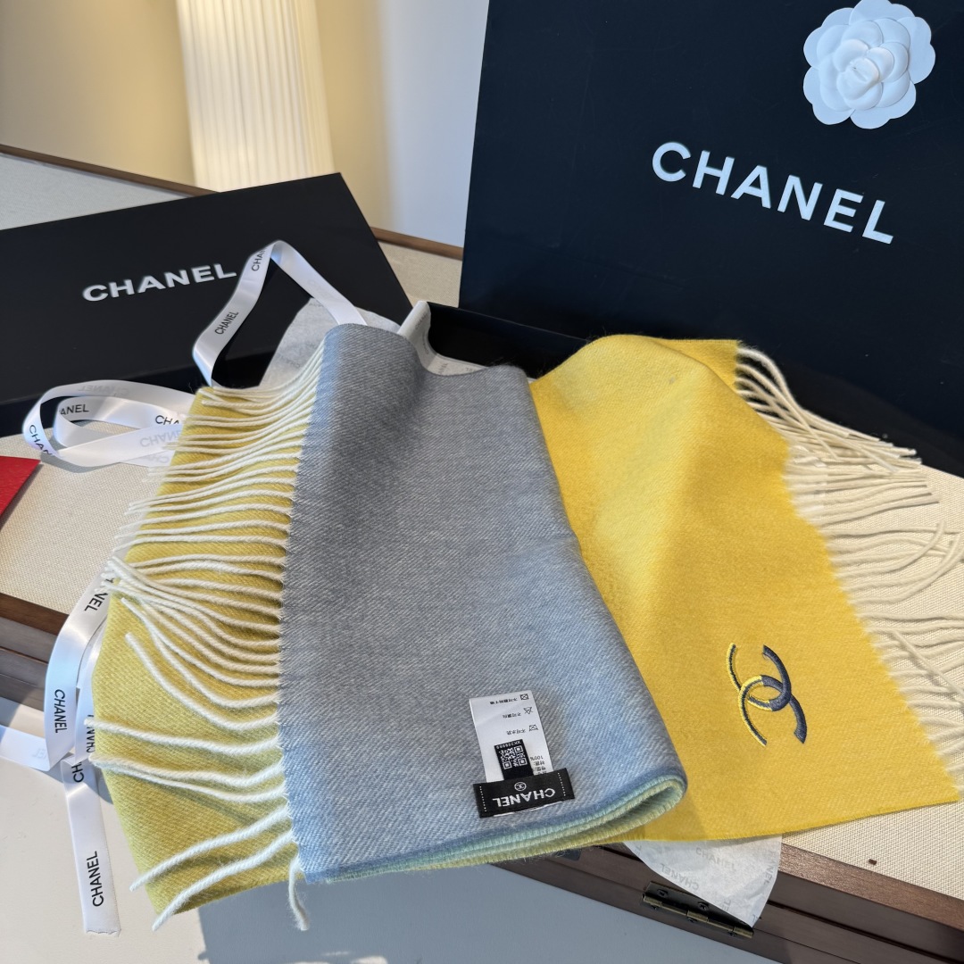 🆕 【▪Chanel · 香奈儿难得一见的温柔配色，超级迷恋❗️气质低调恬静又不失优雅❗️】重点推荐❗️