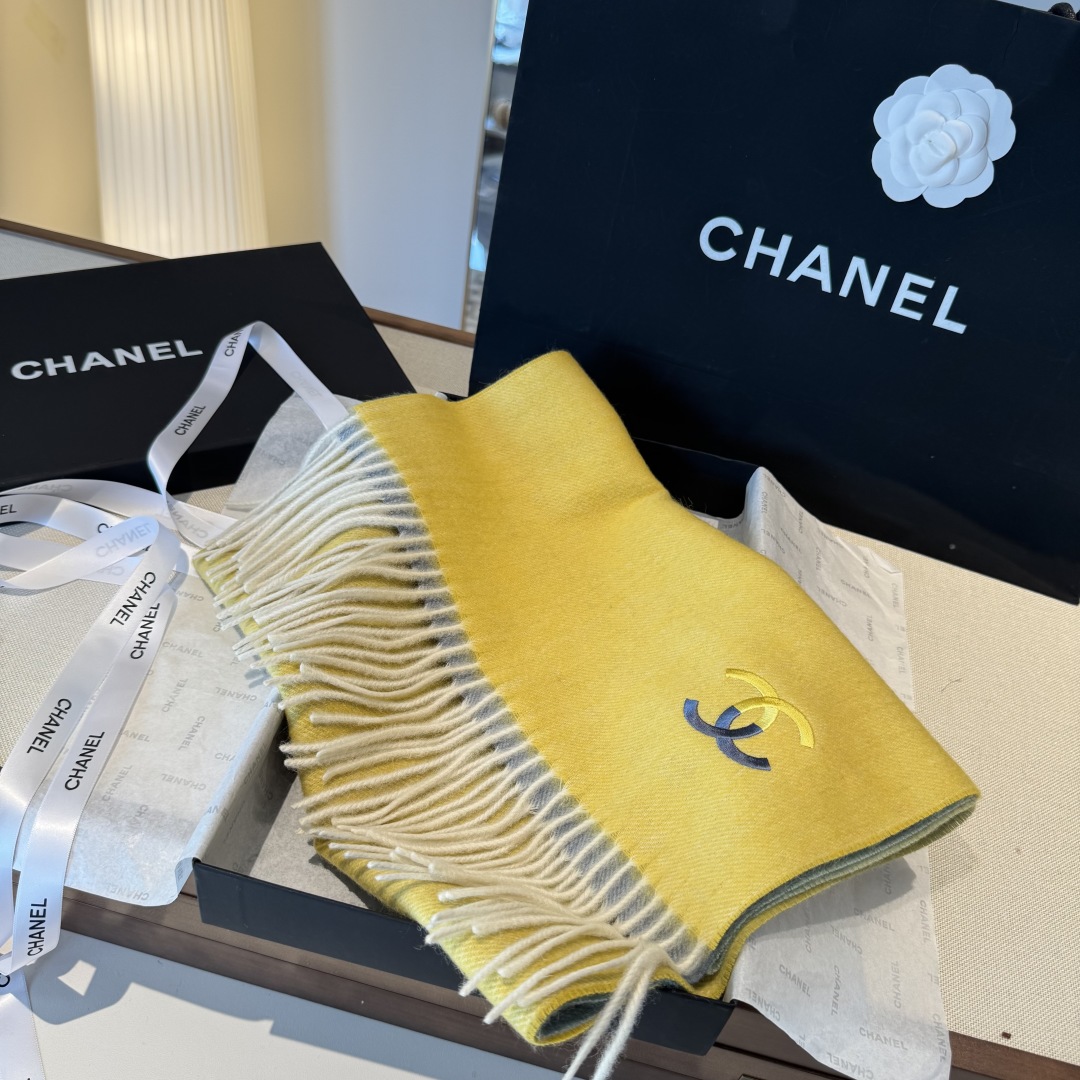 🆕 【▪Chanel · 香奈儿难得一见的温柔配色，超级迷恋❗️气质低调恬静又不失优雅❗️】重点推荐❗️