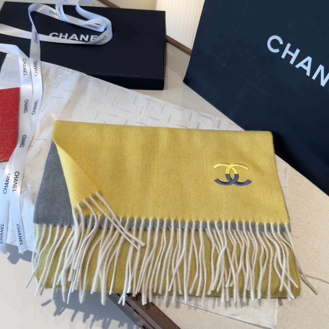 🆕 【▪Chanel · 香奈儿难得一见的温柔配色，超级迷恋❗️气质低调恬静又不失优雅❗️】重点推荐❗️