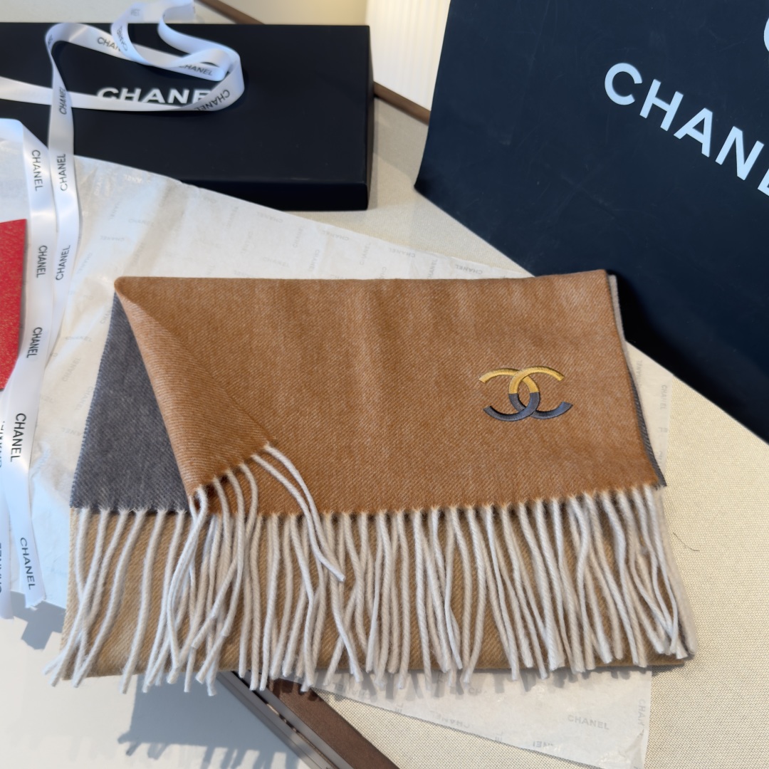 🆕 【▪Chanel · 香奈儿难得一见的温柔配色，超级迷恋❗️气质低调恬静又不失优雅❗️】重点推荐❗️