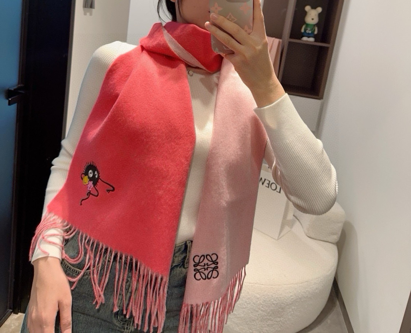 双面小病毒系列 🆕 【▪Loewe · 罗意威难得一见的温柔配色，低调又不失优雅❗】重点推荐❗双面配色，