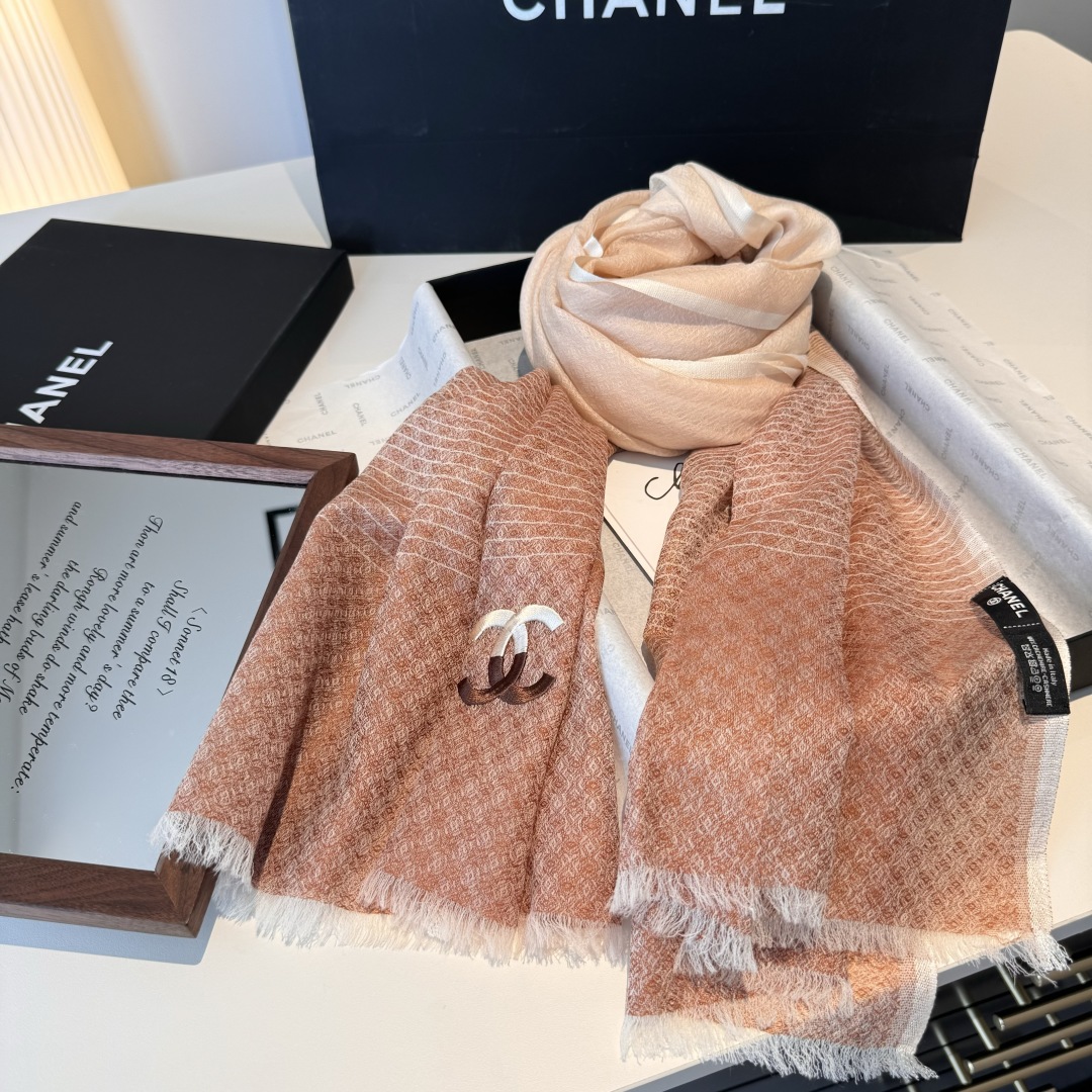 ，2025 年香奈儿极品原单 渐变色[玫瑰]非常温柔美丽的配色！高尖端产物⚠️重磅呈现 ，绝无仅有 史无