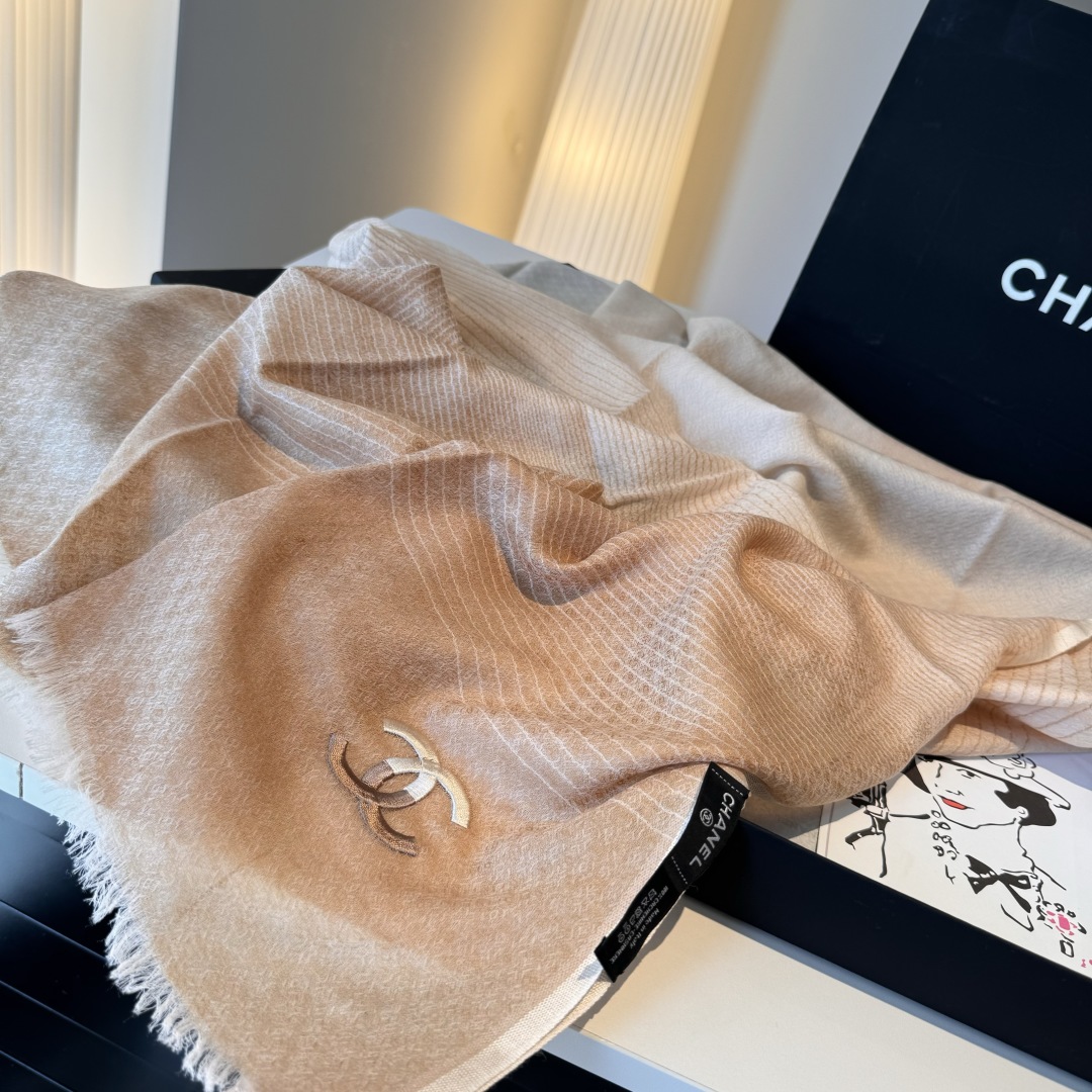 ，2025 年香奈儿极品原单 渐变色[玫瑰]非常温柔美丽的配色！高尖端产物⚠️重磅呈现 ，绝无仅有 史无