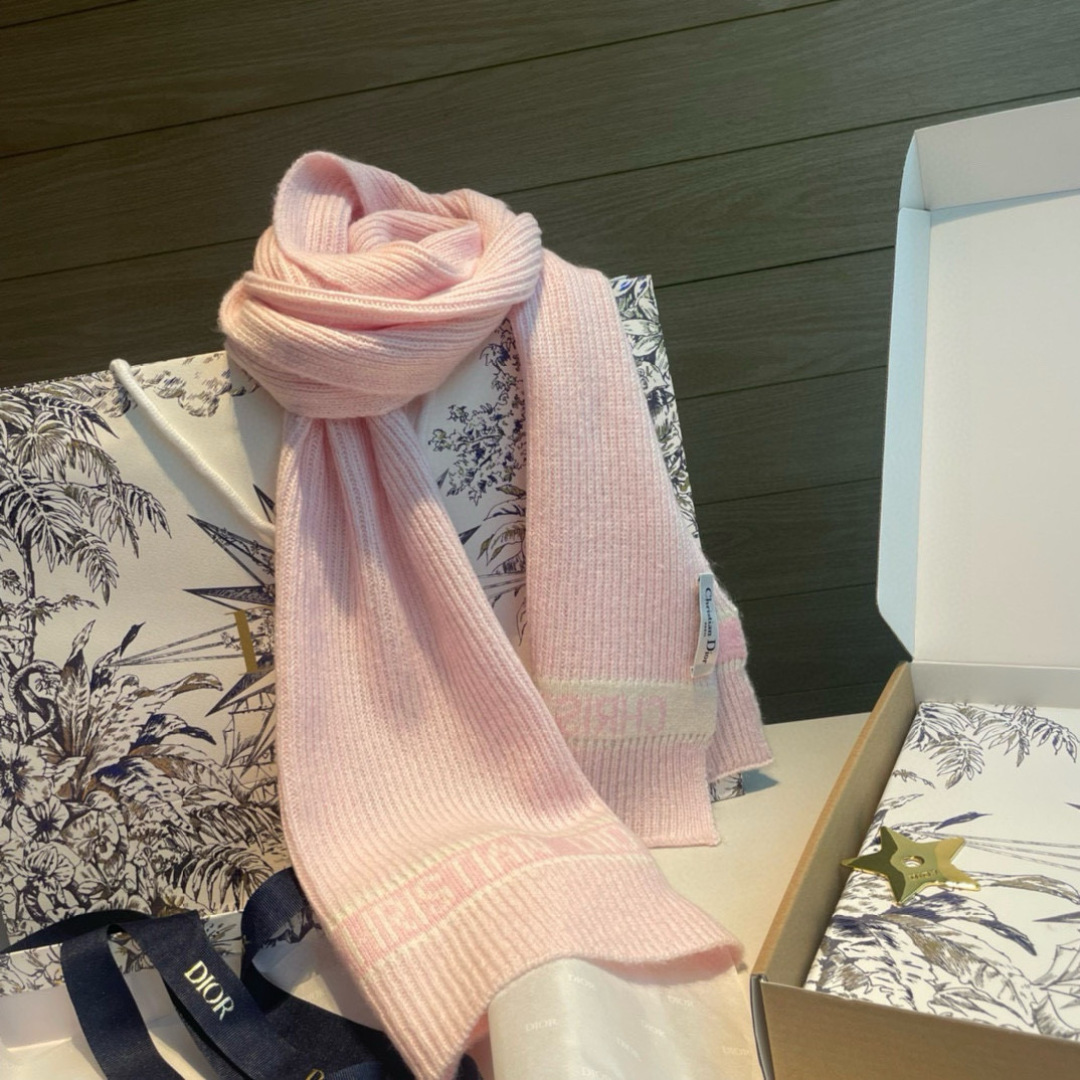 ━━━━ ● Dior迪奥 ● ━━━━Dio*秋冬新品 新款字母印花针织款！经典logo提花时髦少女心