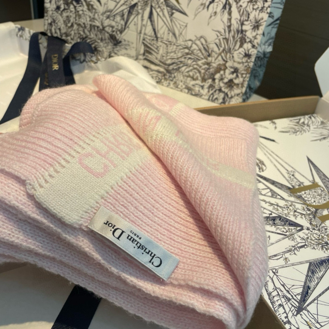 ━━━━ ● Dior迪奥 ● ━━━━Dio*秋冬新品 新款字母印花针织款！经典logo提花时髦少女心