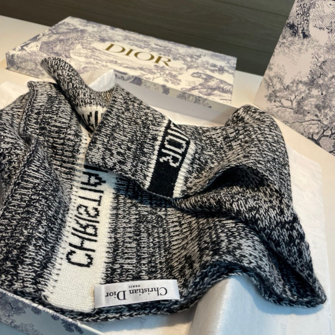 ━━━━ ● Dior迪奥 ● ━━━━Dio*秋冬新品 新款字母印花针织款！经典logo提花时髦少女心