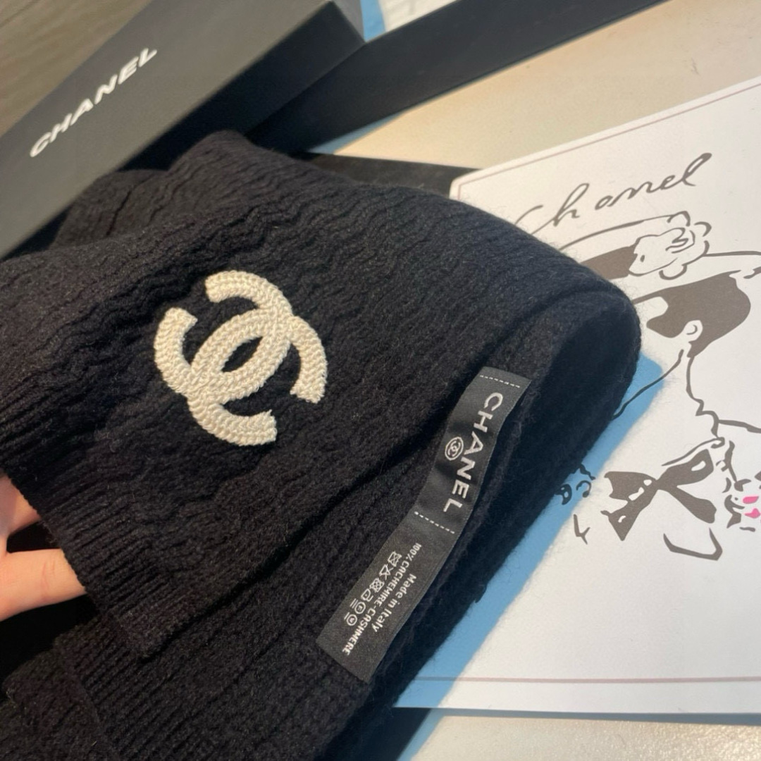 👑👑Chanel24秋冬新款刺绣24b针织围巾羊绒针织长巾‼️美翻了[流泪]御用殿堂级极品‼️新款在售 