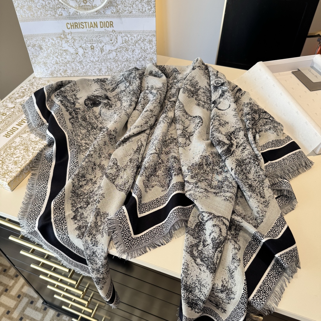 市场最高版本，颜色百分之百对应正品，出入专柜毫无压力，(动物剪花）【茹伊印花】𝐃𝐈𝐎𝐑 茹伊印花是近两年