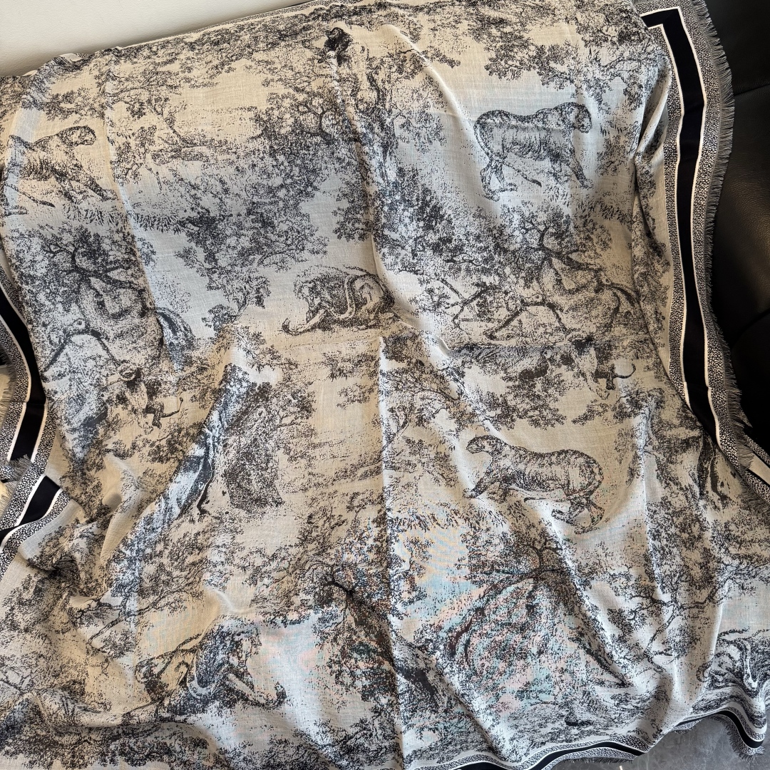 市场最高版本，颜色百分之百对应正品，出入专柜毫无压力，(动物剪花）【茹伊印花】𝐃𝐈𝐎𝐑 茹伊印花是近两年