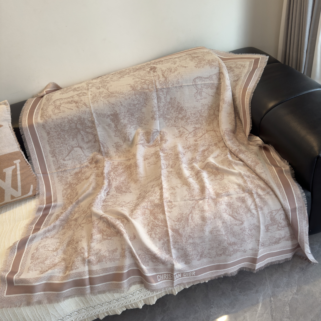 市场最高版本，颜色百分之百对应正品，出入专柜毫无压力，(动物剪花）【茹伊印花】𝐃𝐈𝐎𝐑 茹伊印花是近两年