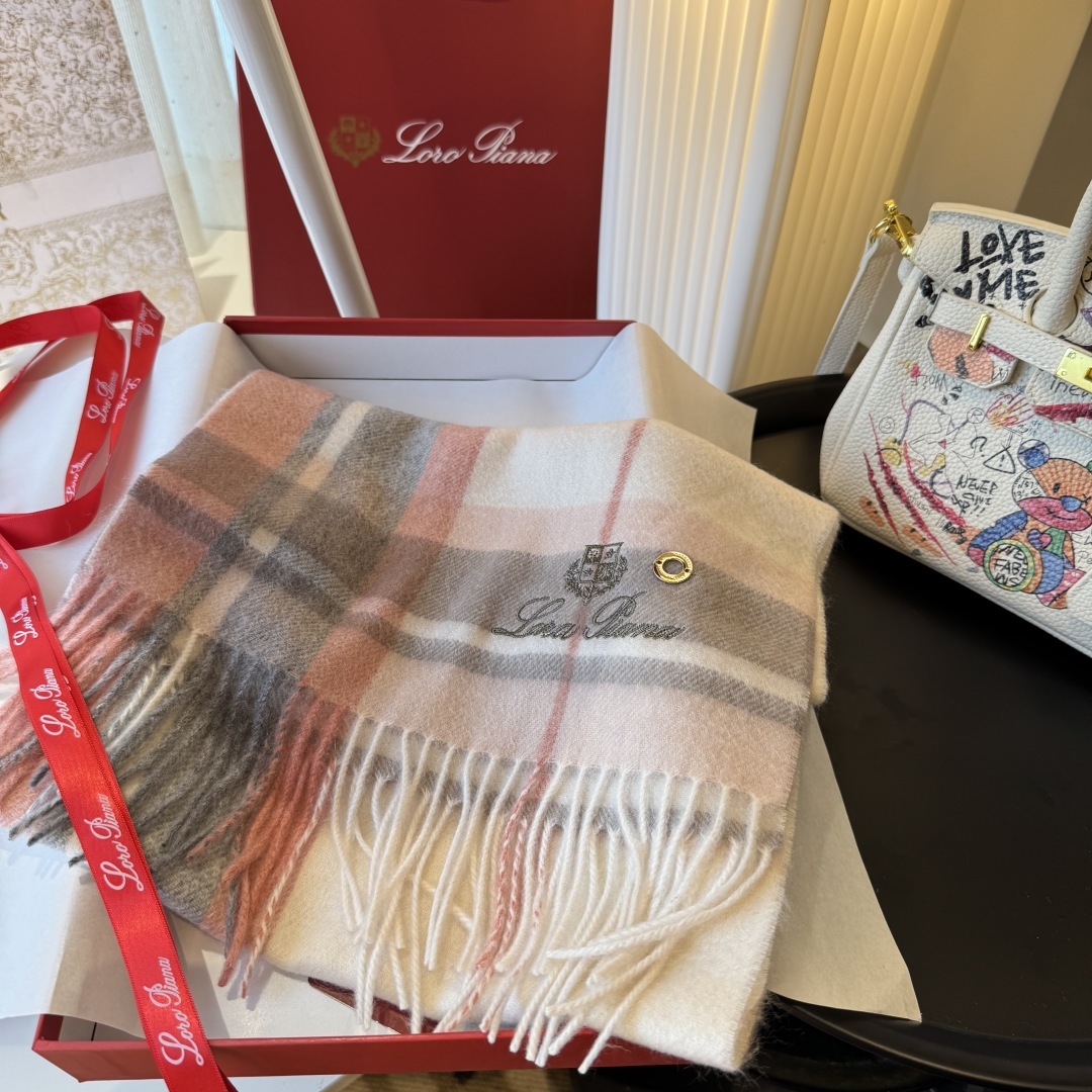 🆕Loro Piana · 诺悠翩雅【贸易公司尾单,极品山羊绒围巾披肩】送人自留都太高大上了😍重磅上新,