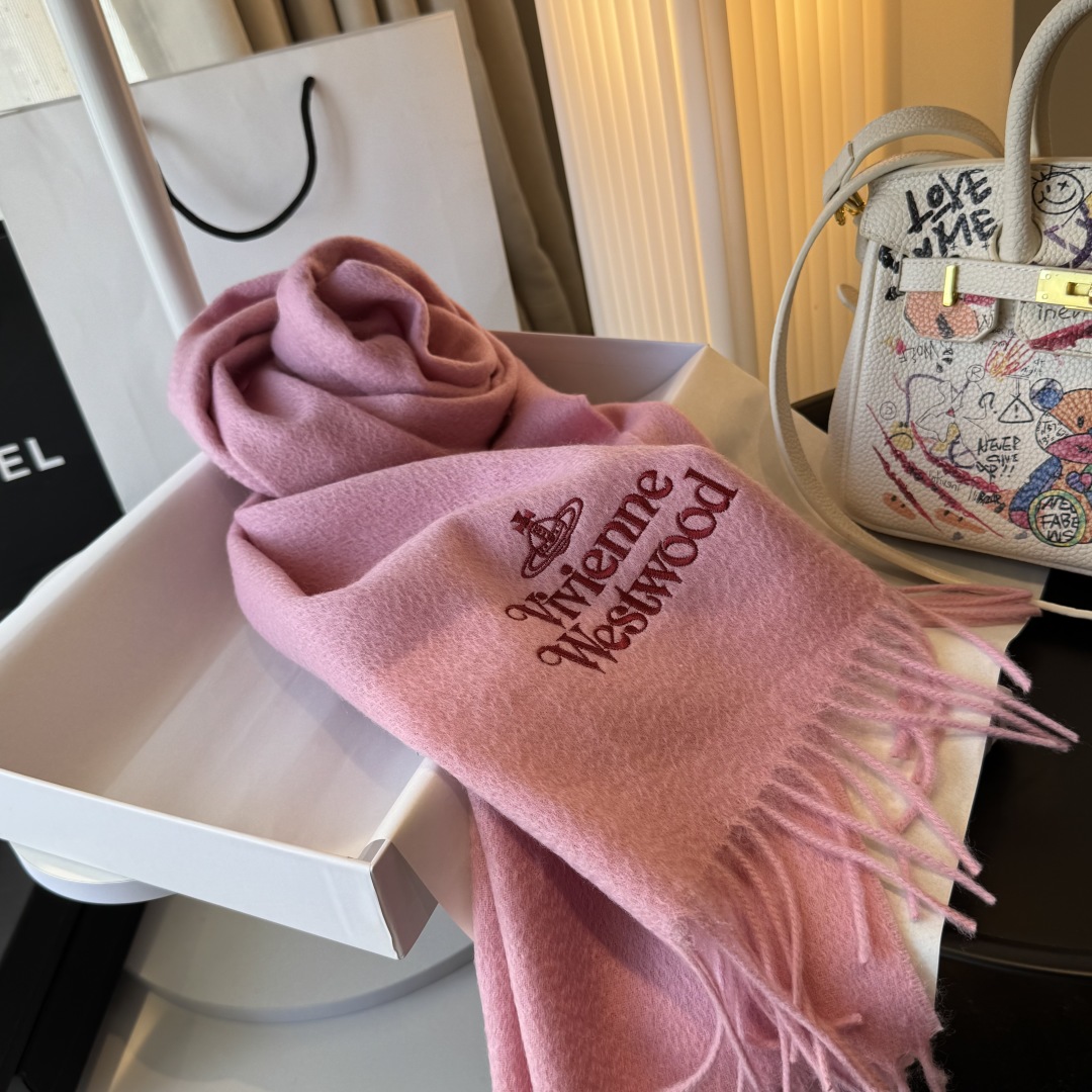 🐂独一无二的绝对牛货♥️美化心了好吗！我爱S的vivienne westwood维维安·西太后出口原单围