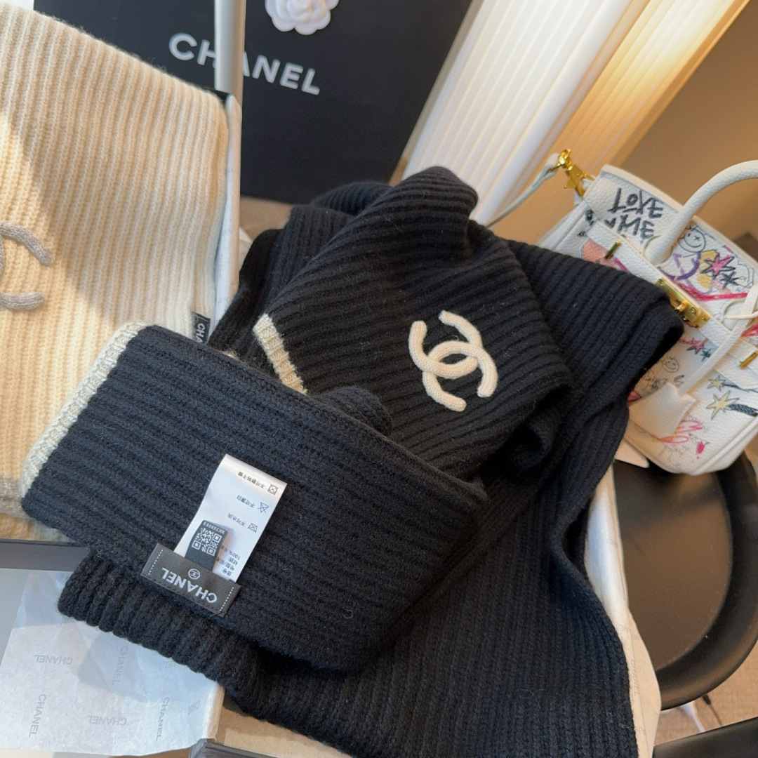 👑👑Chanel25秋冬新款刺绣针织围巾羊绒针织长巾‼️美翻了[流泪]御用殿堂级极品‼️新款在售 进口纯