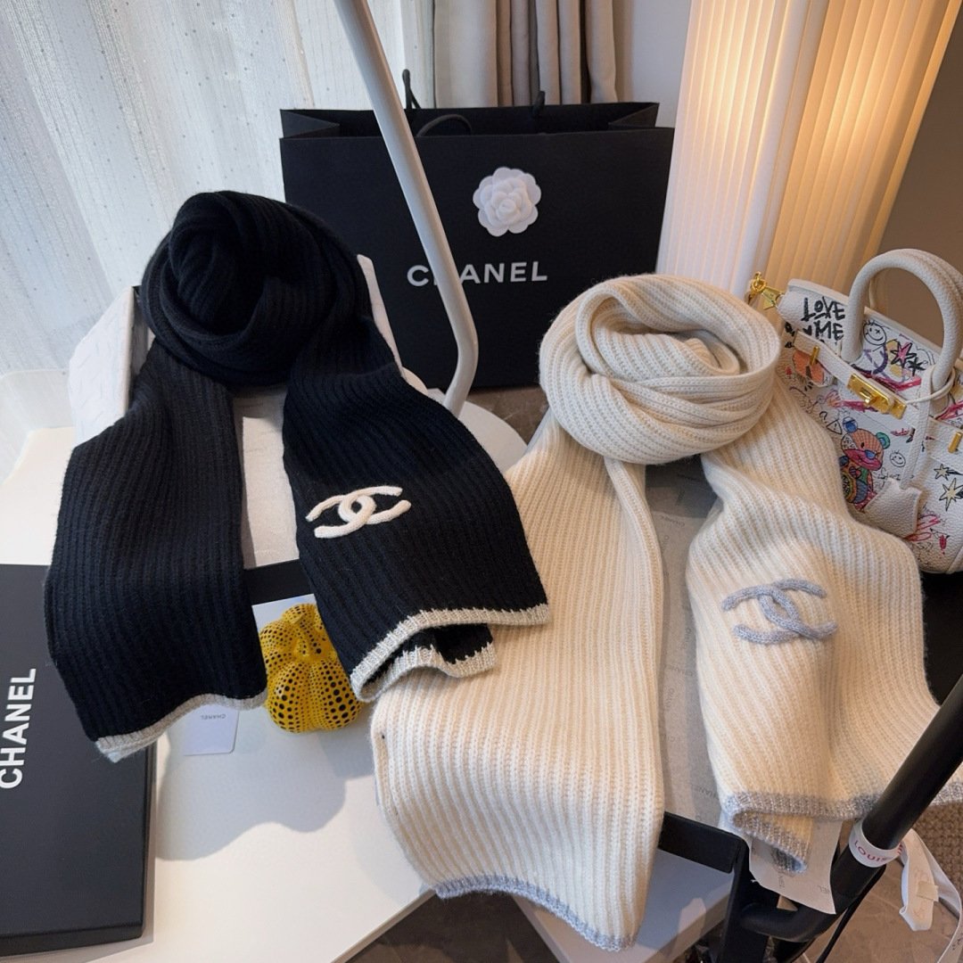 👑👑Chanel25秋冬新款刺绣针织围巾羊绒针织长巾‼️美翻了[流泪]御用殿堂级极品‼️新款在售 进口纯