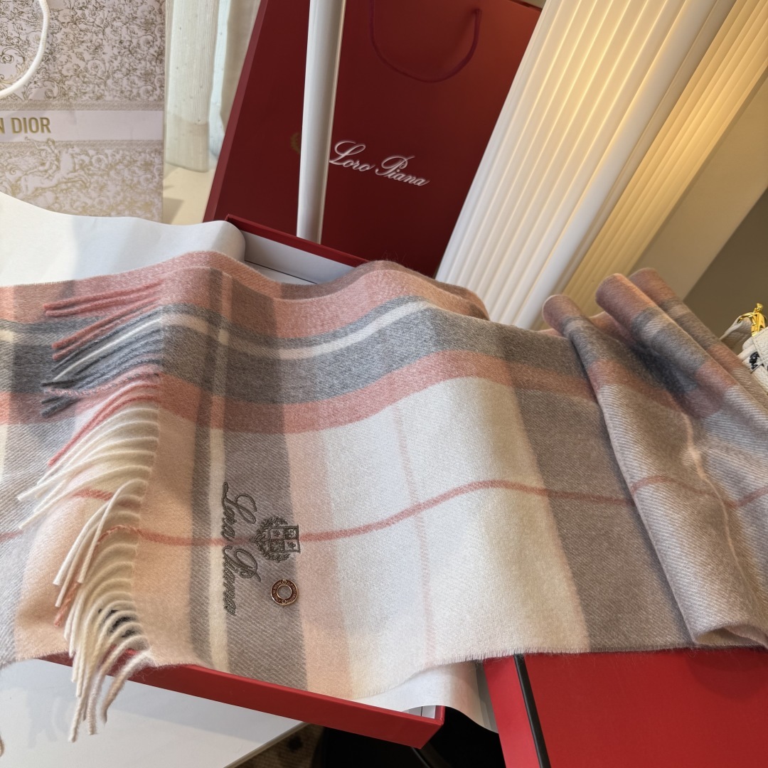 🆕Loro Piana · 诺悠翩雅【贸易公司尾单,极品山羊绒围巾披肩】送人自留都太高大上了😍重磅上新,