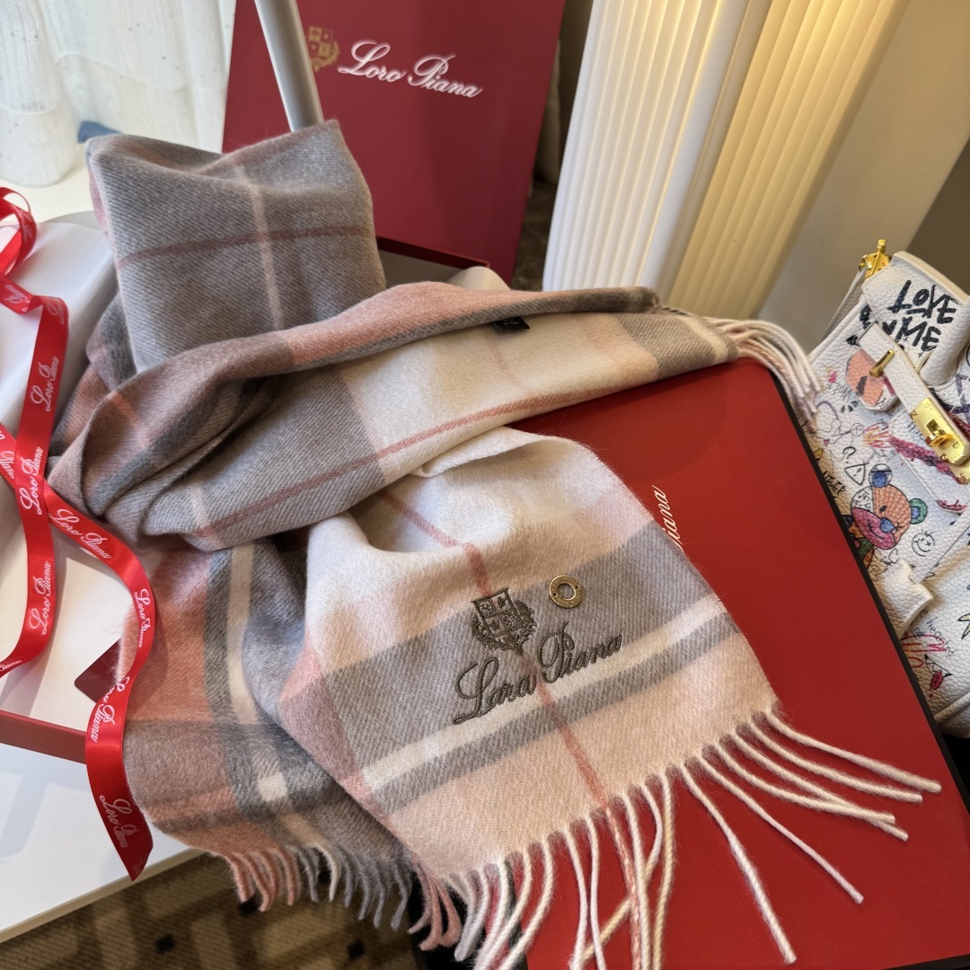 🆕Loro Piana · 诺悠翩雅【贸易公司尾单,极品山羊绒围巾披肩】送人自留都太高大上了😍重磅上新,