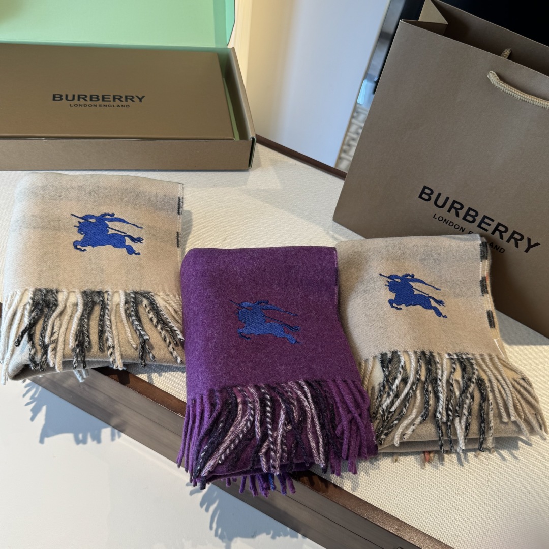 ❤️最新款 B双刺 双面刺绣➕印花➕提花 大密度双面羊绒格子围巾 超高难度工艺 绝非一般copy能做 原