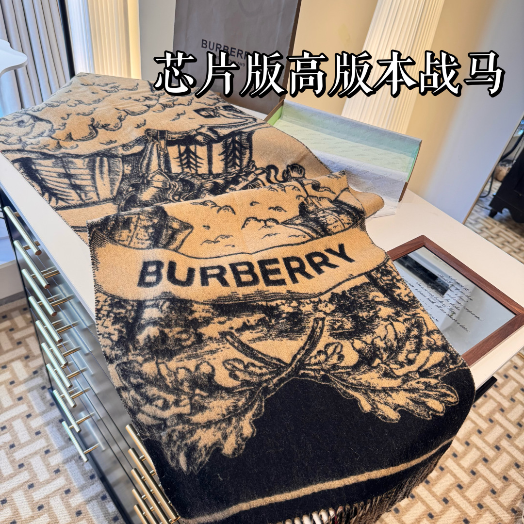 高货版本，朋友工厂订单，余一百百多条，市面最好的战马焦糖，高货，Bur战马骑士双面披肩，各种好看，被誉为