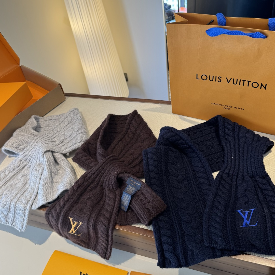 L永不冻结围脖 135*20cm 100%羊毛 Never Freeze 围巾选用柔暖羊毛 升华冬日格调