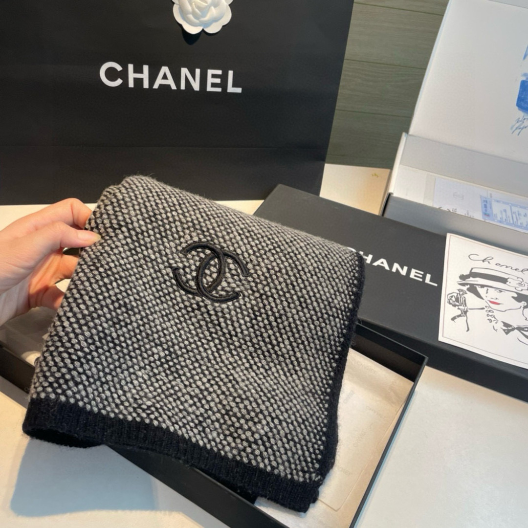 网红刘钰懿同款！真的超级气质百搭的设计~经典菱格纹元素再现，香家专属的风格！双coco lady名媛气质