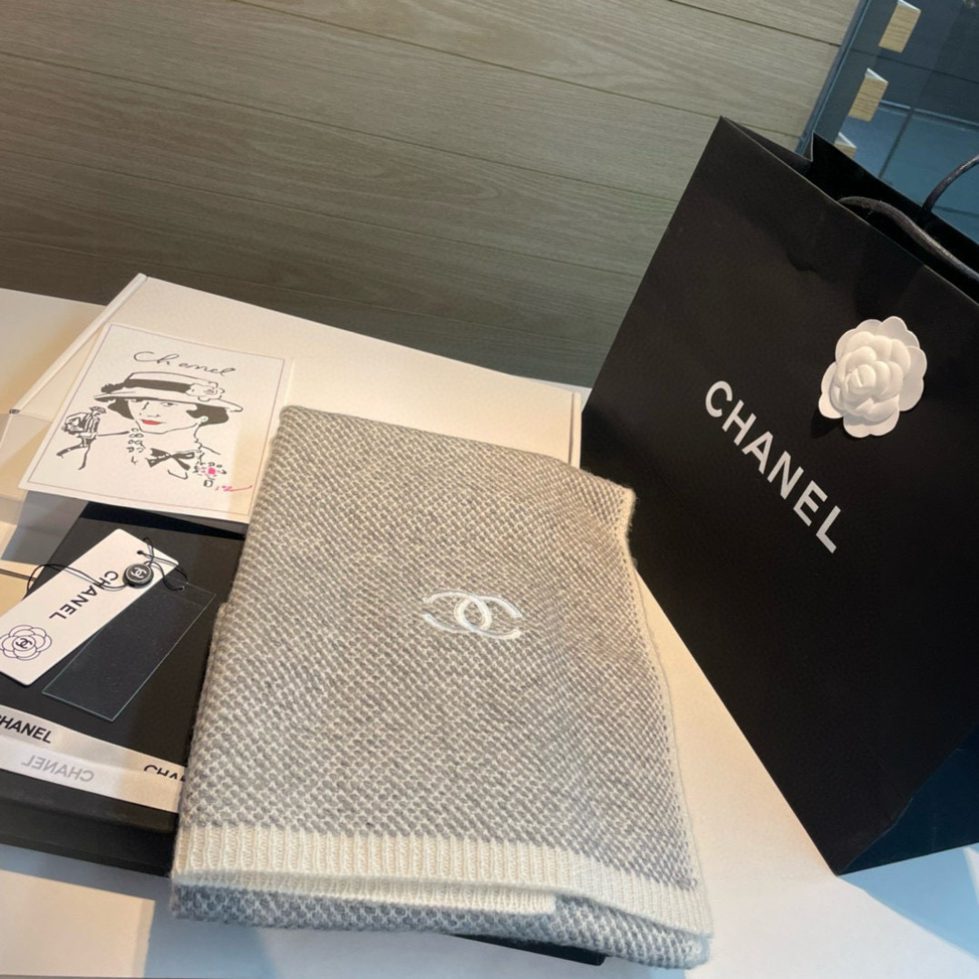 网红刘钰懿同款！真的超级气质百搭的设计~经典菱格纹元素再现，香家专属的风格！双coco lady名媛气质