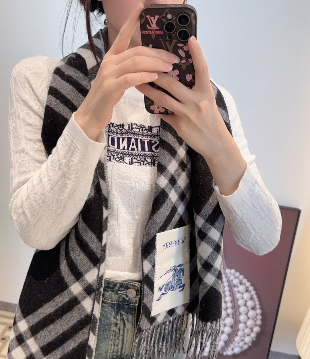 高品质 怒推走量新款🎊巴宝莉官网最新款💥 100%顶级双面山羊绒材质🔥非常保暖👑 柔软亲肤，不扎脖😍经典