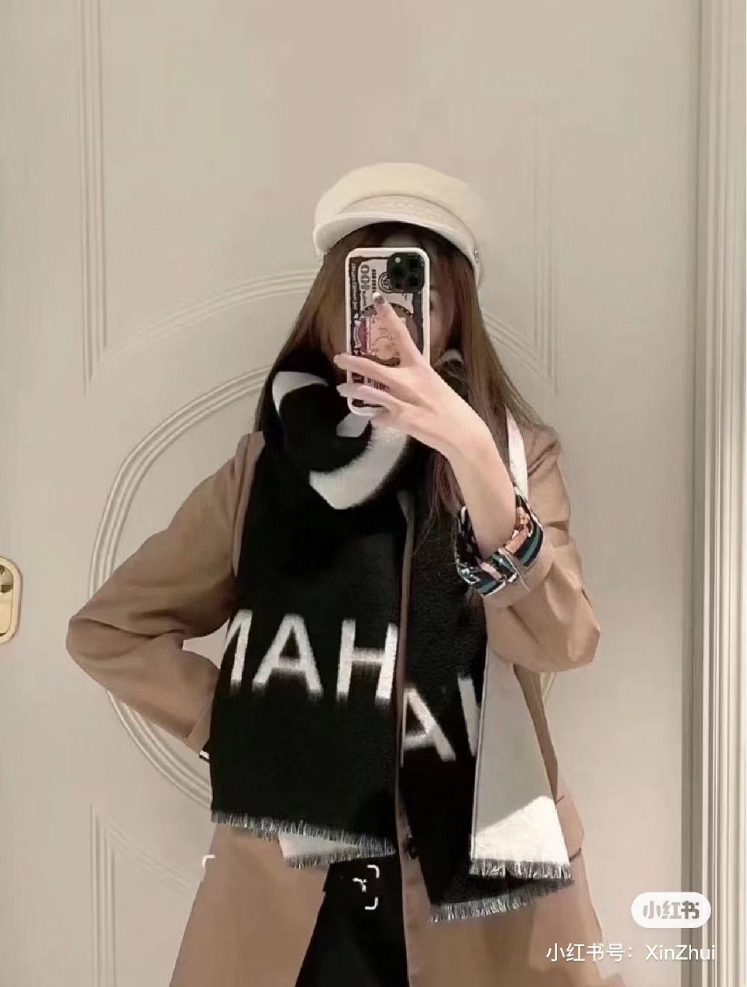 新😘💃🏻💃🏻美翻了💖💖[流泪]【大双C LOGO披肩】御用殿堂级极品小香‼️新款专柜在售 羊绒长巾❗️配