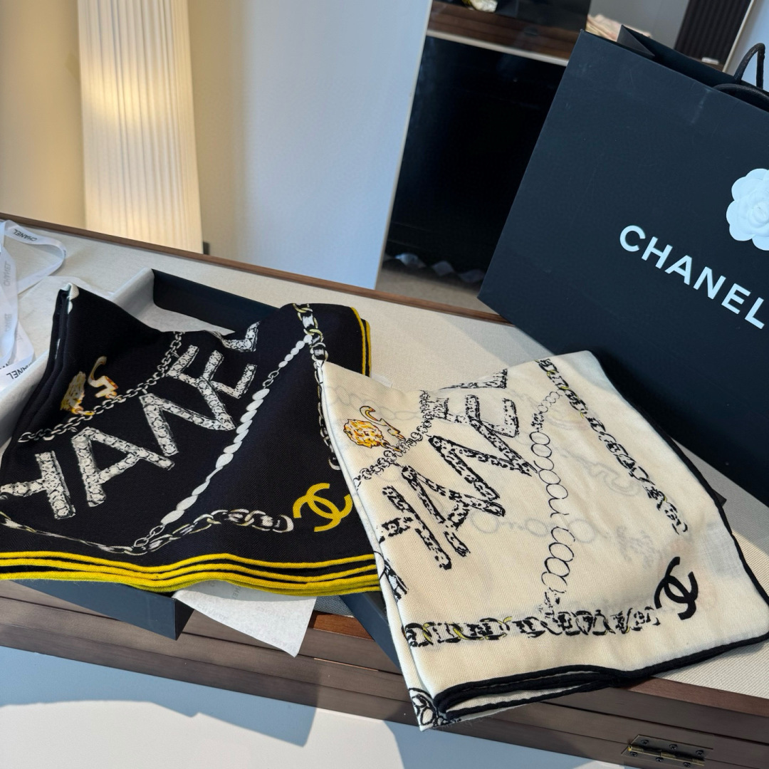 ✨✨【▪️ 优雅型格！这份魅力绝对是艺术大师级才能创作的一线水准❗️】太佩服Chanel这位设计师了，出