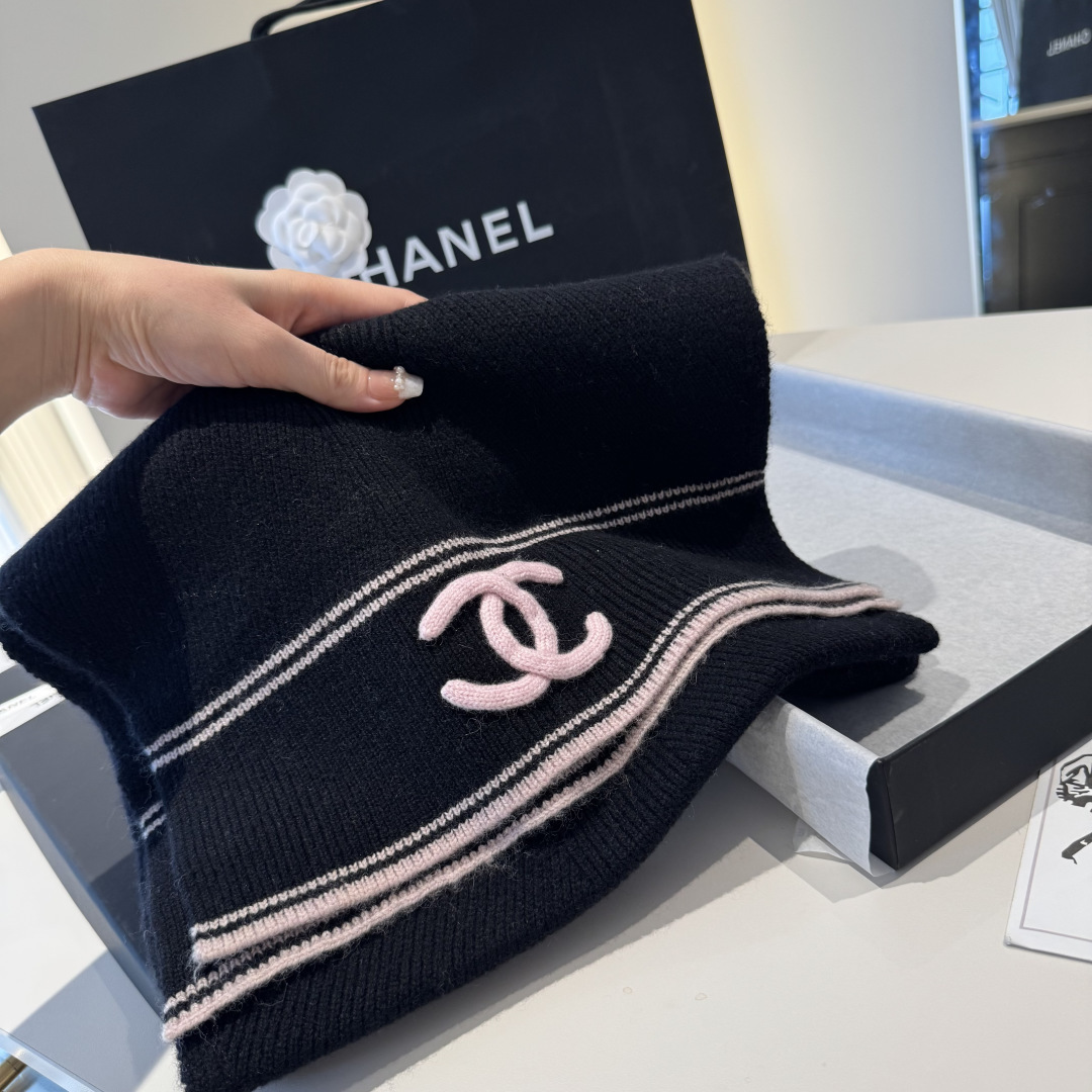 Chanel Chanel 香奈儿 新款【小香浮雕双C围巾】 美翻了 御用殿堂级
