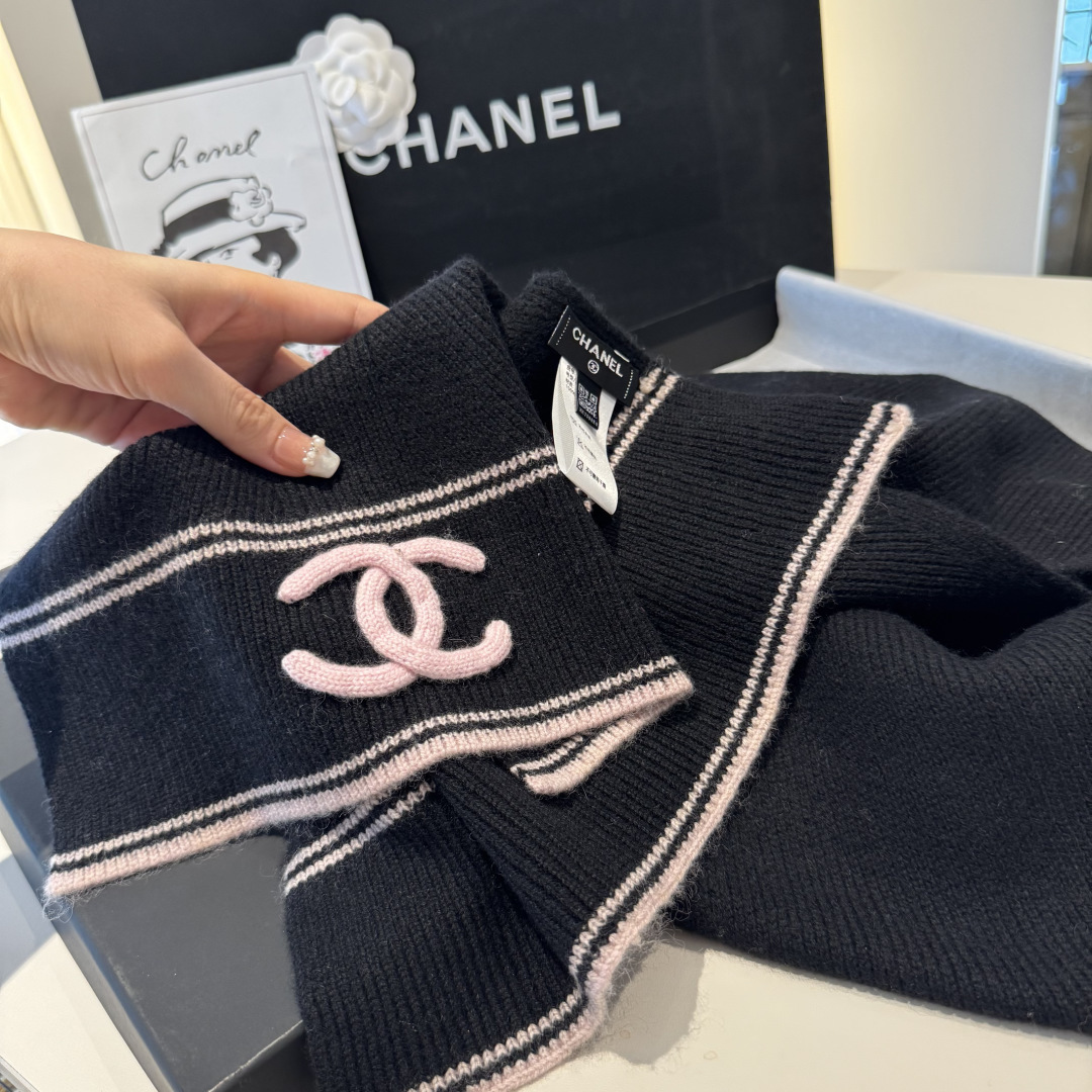 Chanel Chanel 香奈儿 新款【小香浮雕双C围巾】 美翻了 御用殿堂级