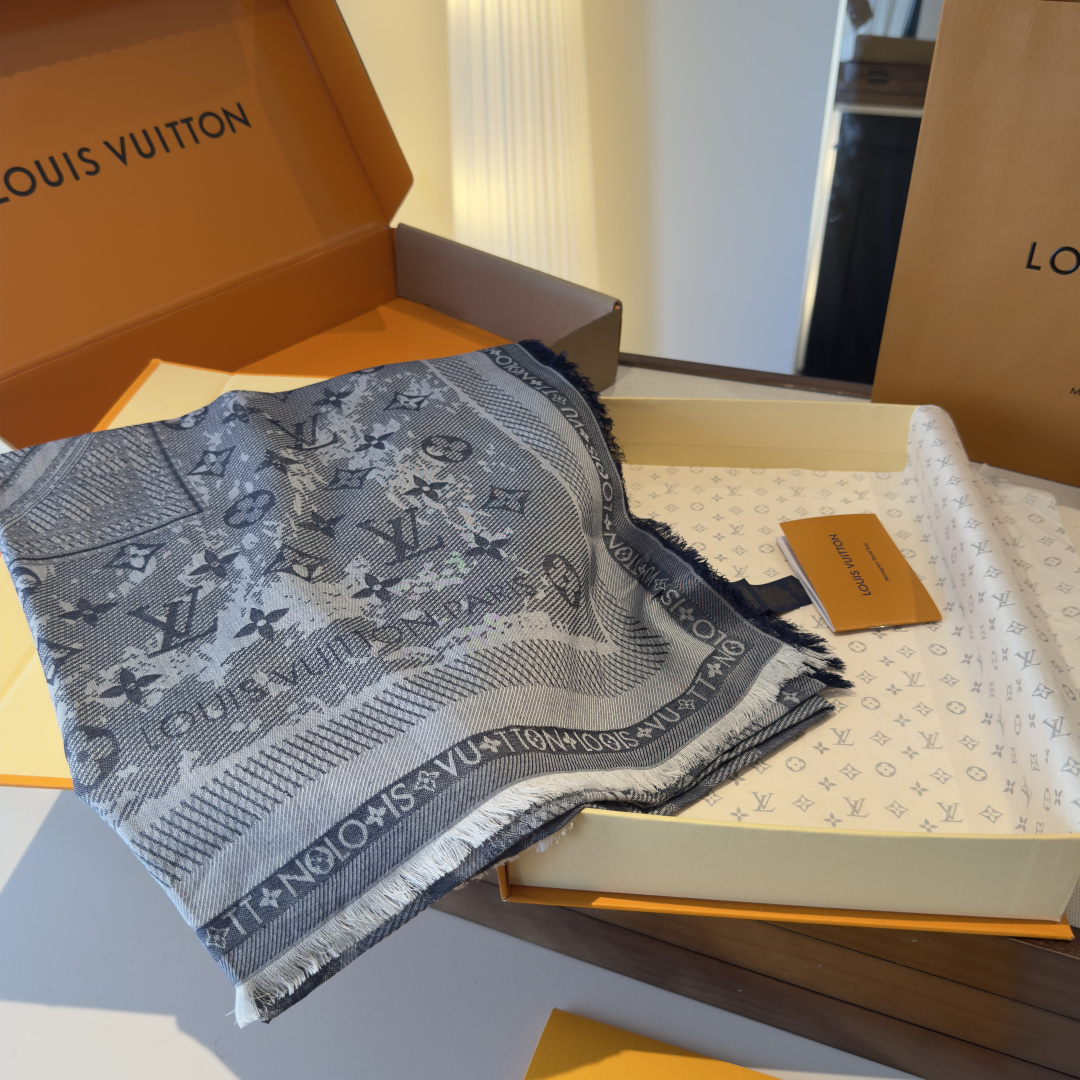 牛仔蓝皇室LV路易威登极品硬货❗️品质好到几宿都不能正常入眠[流泪]可以Pk专柜的最极品的品质❗️ Ma