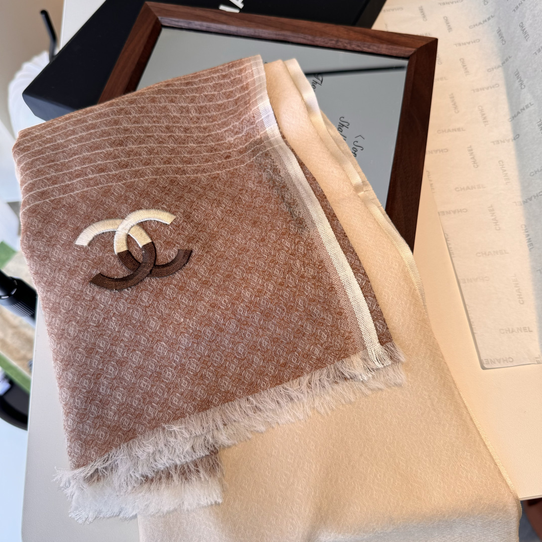 ，2025 年香奈儿极品原单 渐变色[玫瑰]非常温柔美丽的配色！高尖端产物⚠️重磅呈现 ，绝无仅有 史无