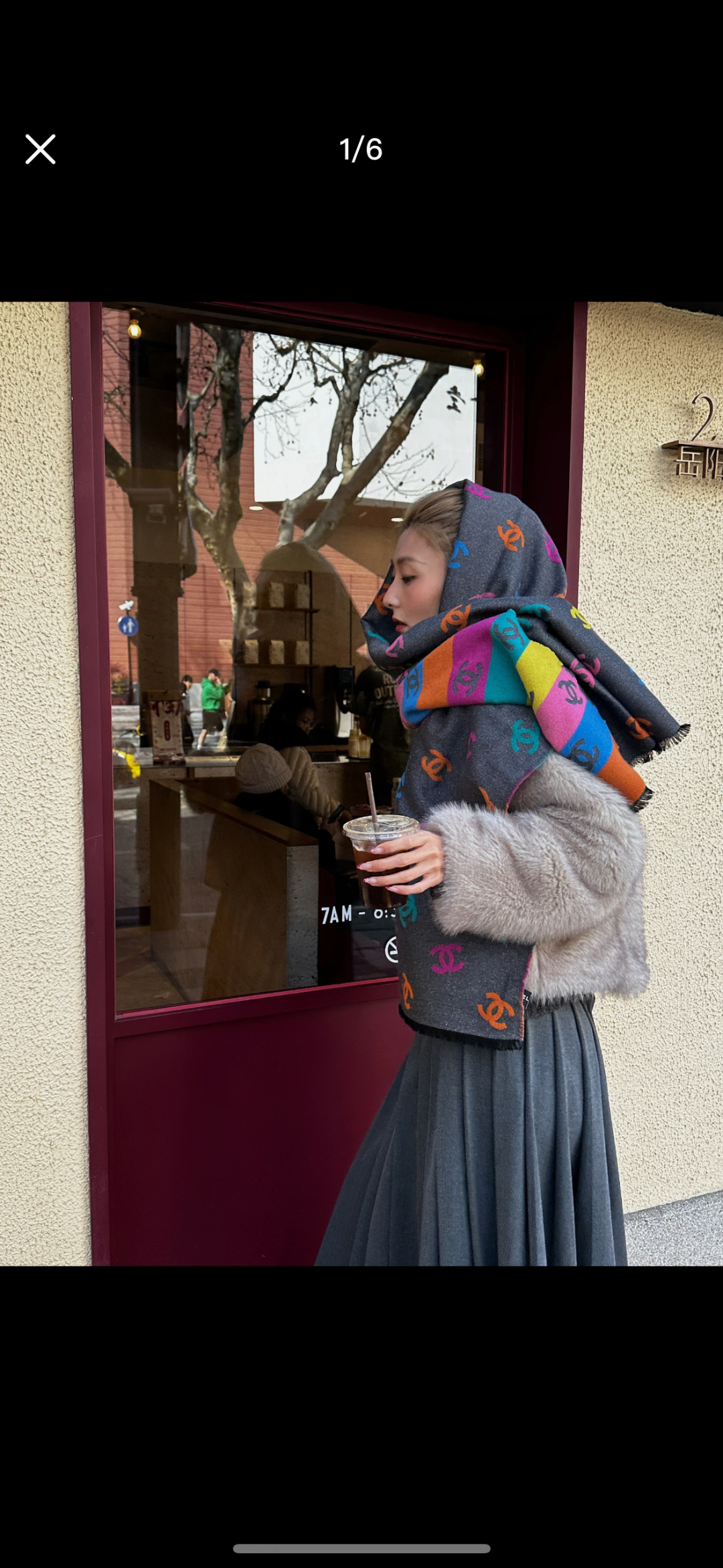 爆款彩虹围巾果然是芭比的配色，上身非常好看香奈儿彩虹围巾，chanel24c 早春新品彩虹亮丝围巾披肩，