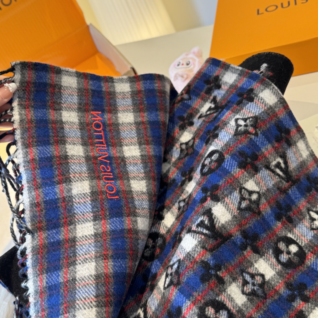 🆕LOUIS VUITTON · 路易威登❗️驴家的男款围巾就且买且珍惜吧 - 男款真的很少，一年也就出