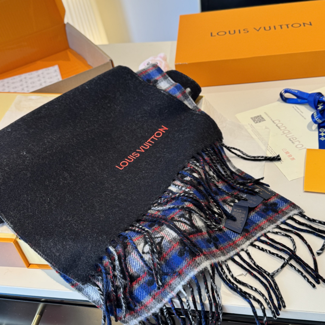 🆕LOUIS VUITTON · 路易威登❗️驴家的男款围巾就且买且珍惜吧 - 男款真的很少，一年也就出
