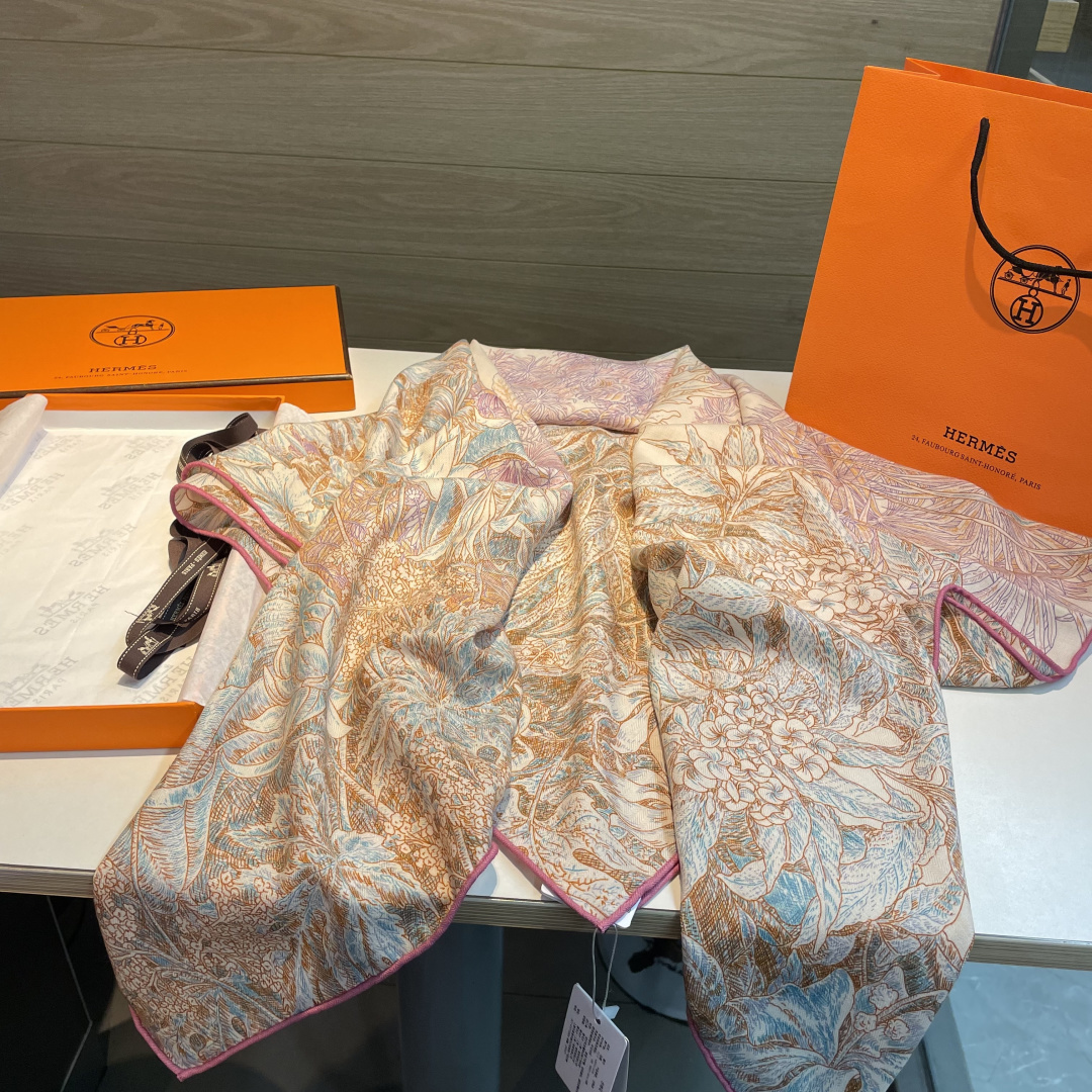 巴勒莫植物园丝巾名称：All‘Orto Botanico di Palermo中文名称：巴勒莫植物园设计