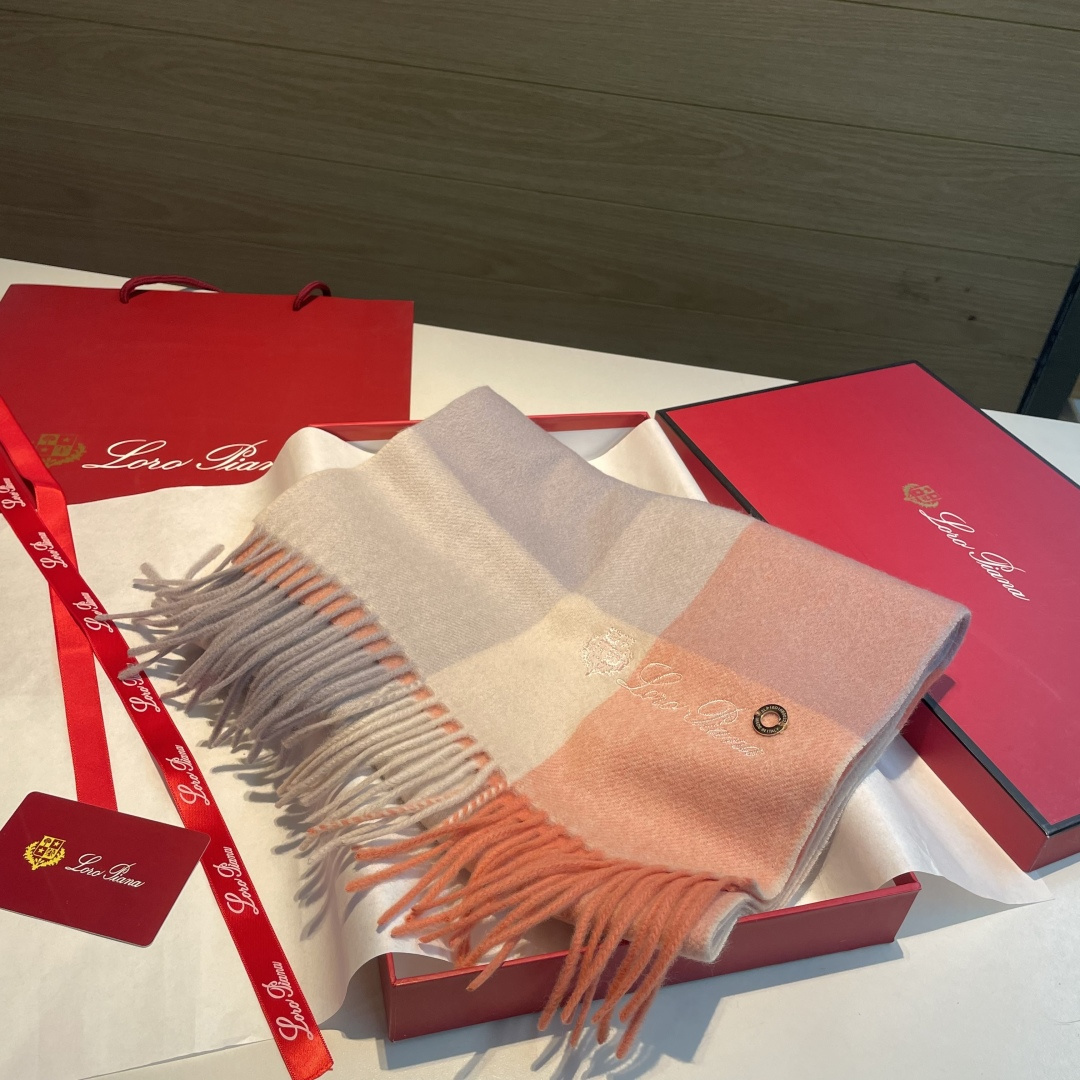 🆕Loro Piana · 诺悠翩雅【贸易公司尾单，极品山羊绒围巾披肩】送人自留都太高大上了😍重磅上新，