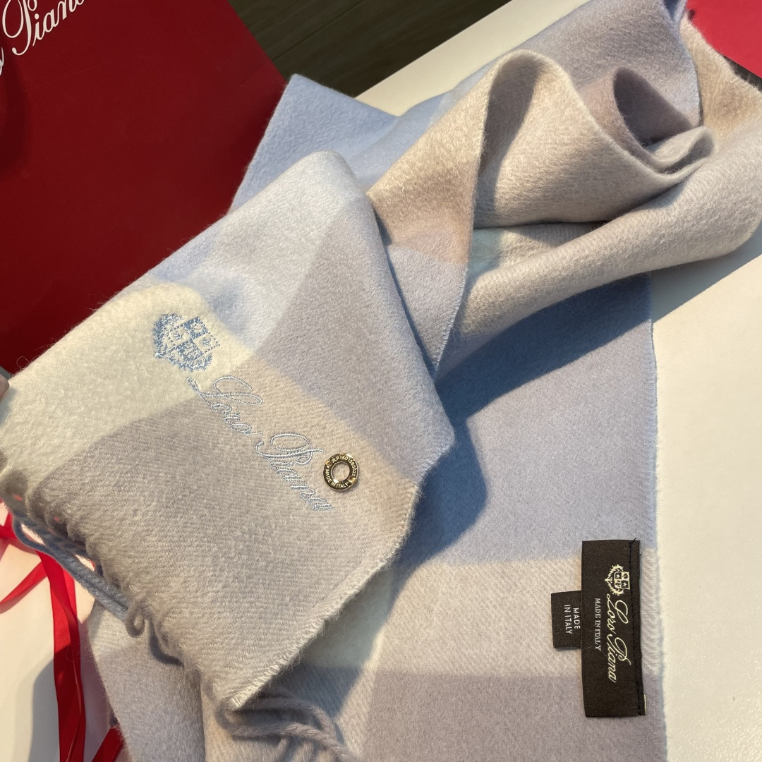 🆕Loro Piana · 诺悠翩雅【贸易公司尾单，极品山羊绒围巾披肩】送人自留都太高大上了😍重磅上新，