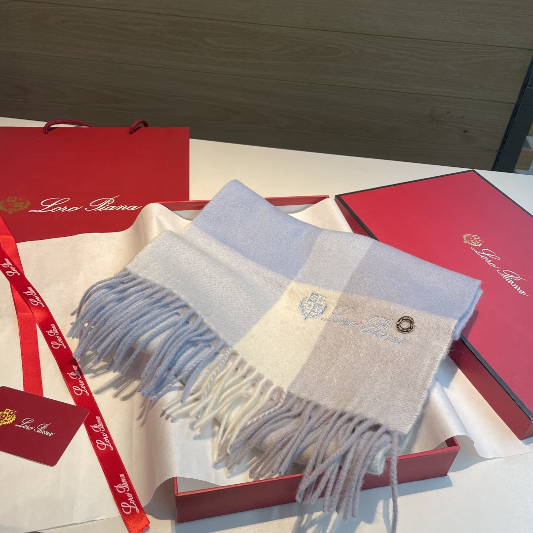 🆕Loro Piana · 诺悠翩雅【贸易公司尾单，极品山羊绒围巾披肩】送人自留都太高大上了😍重磅上新，