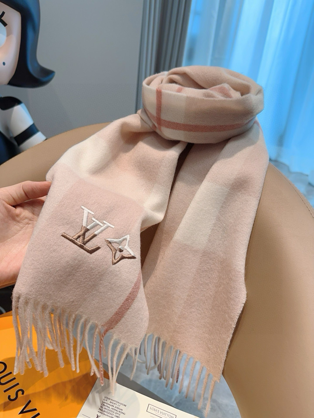 【▪️家属福利来了！！Lv 高端重磅男士围巾！】怒赞推荐，激动~！！下手绝对要快，同步专柜，最高端的男士